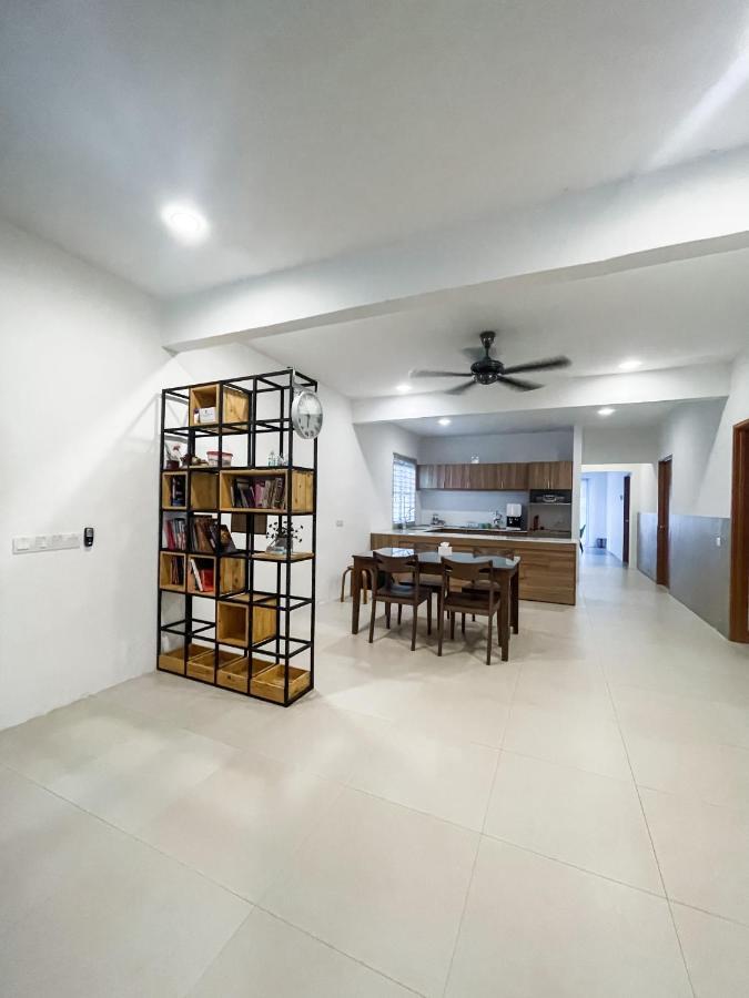Nur Villa Sg Soi Musslimm Only Куантан Экстерьер фото